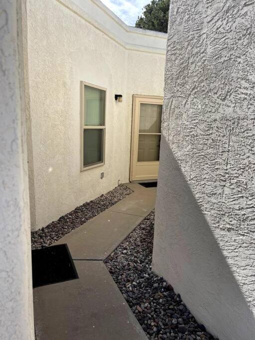 Townhouse, Two Car Garage, Fireplace Back Yard Las Cruces Extérieur photo