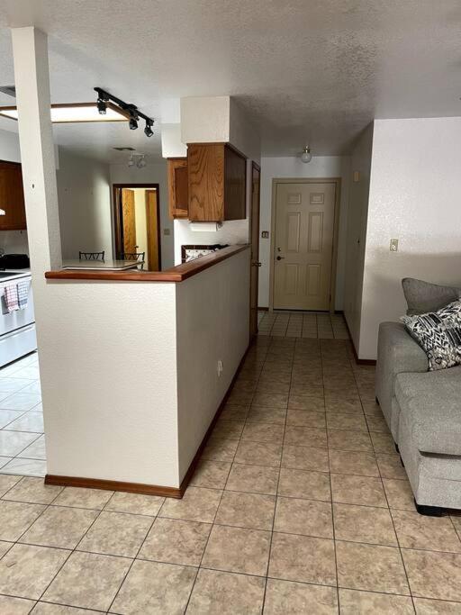 Townhouse, Two Car Garage, Fireplace Back Yard Las Cruces Extérieur photo