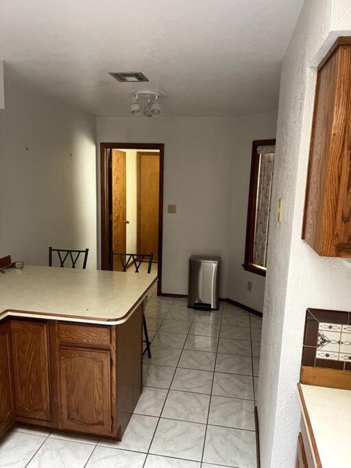 Townhouse, Two Car Garage, Fireplace Back Yard Las Cruces Extérieur photo